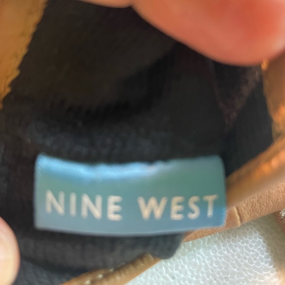 Beige Leather gloves by Nine West, lined. Grommet and buckle detail.EUC - Picture 7 of 7